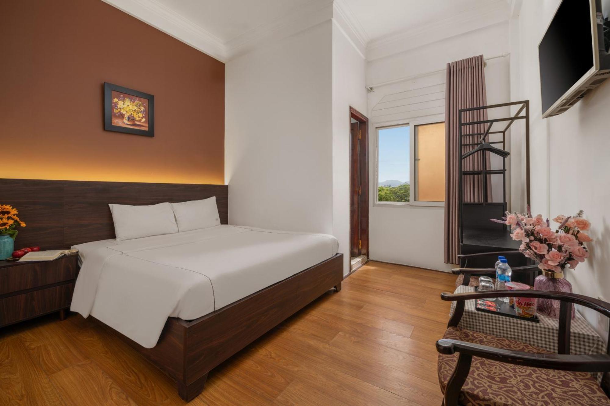 Kly Hotel Hue Exterior foto