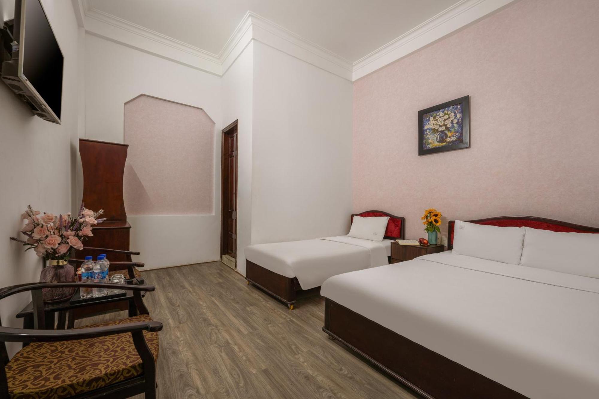 Kly Hotel Hue Exterior foto