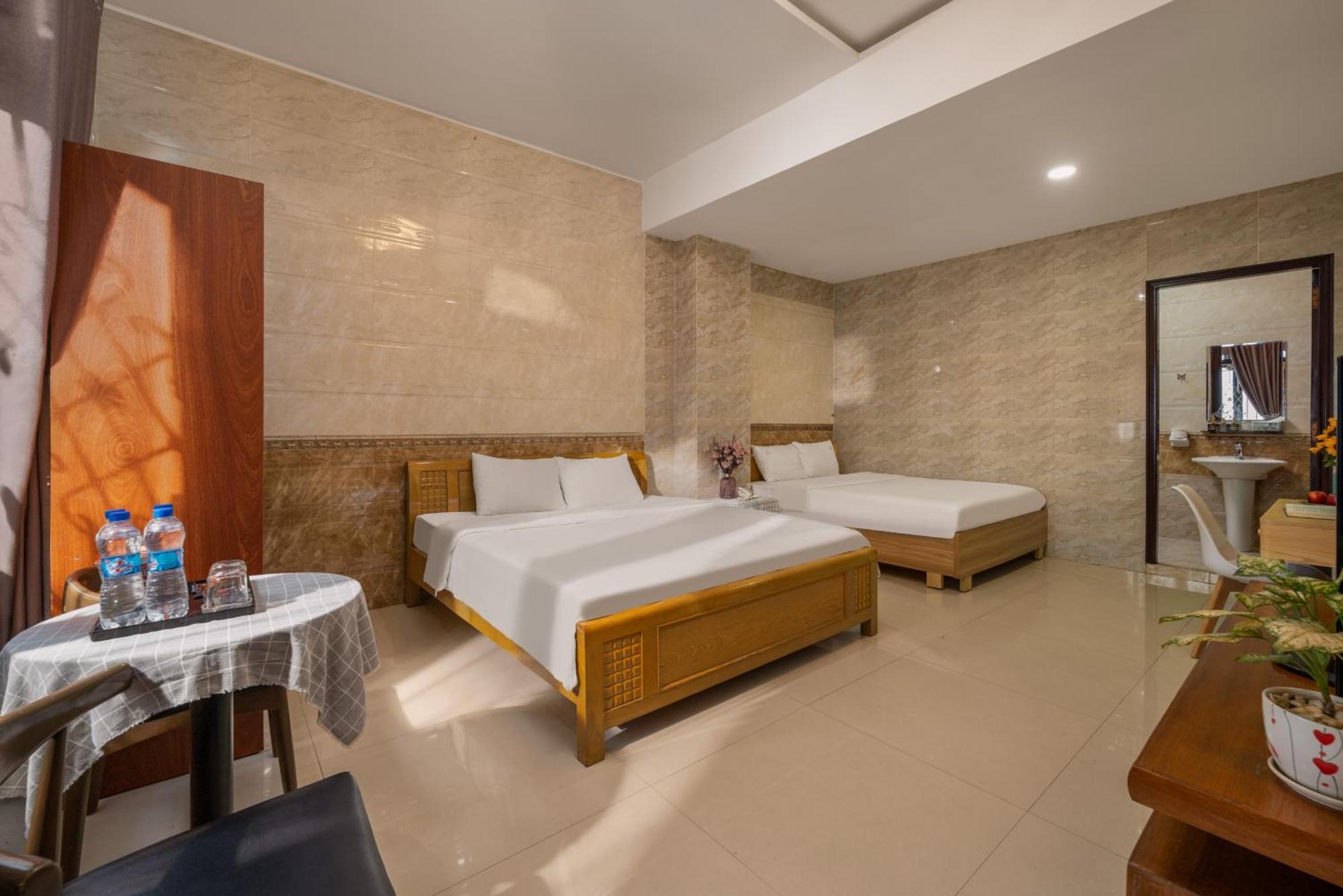 Kly Hotel Hue Exterior foto