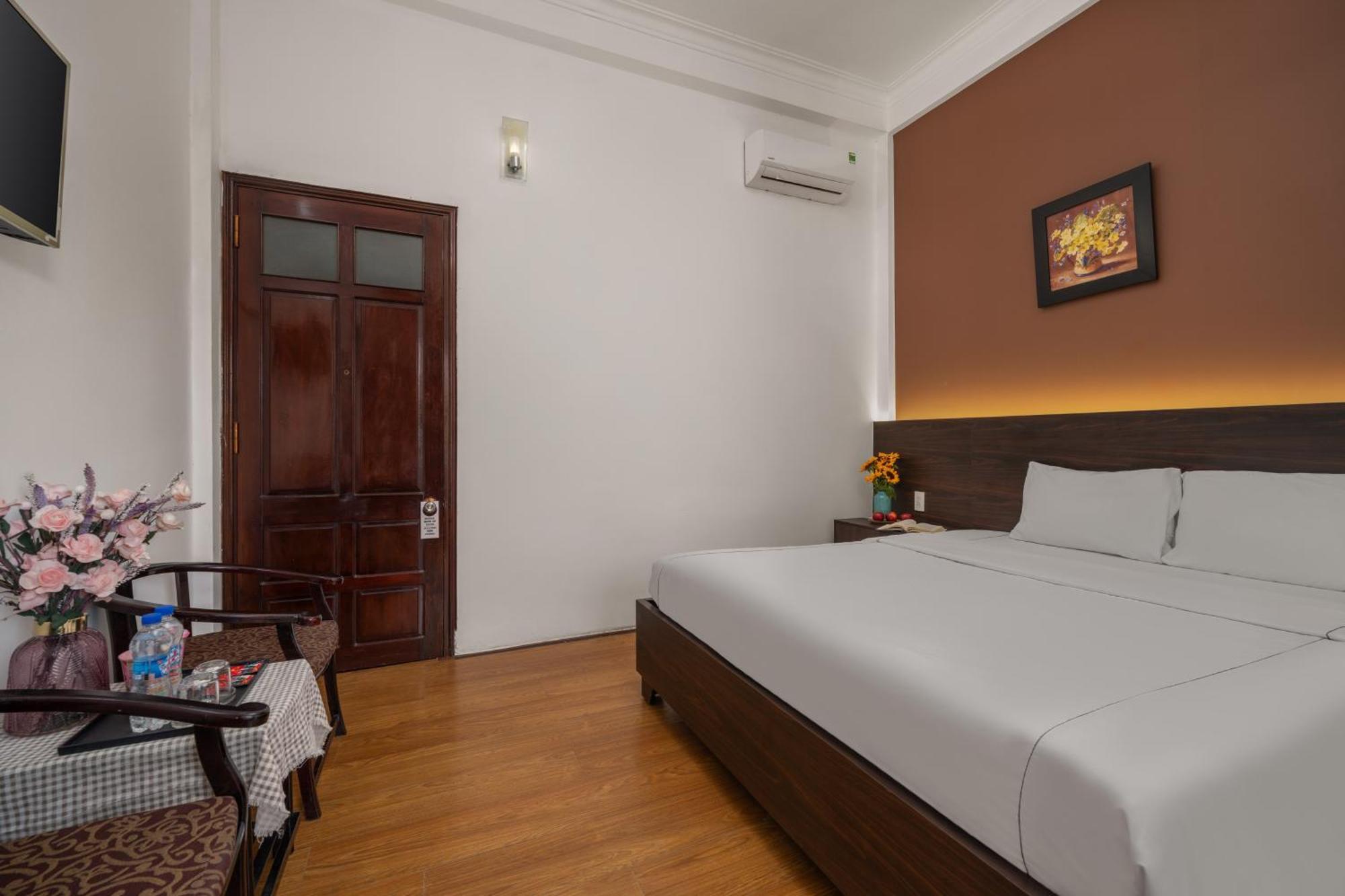Kly Hotel Hue Exterior foto